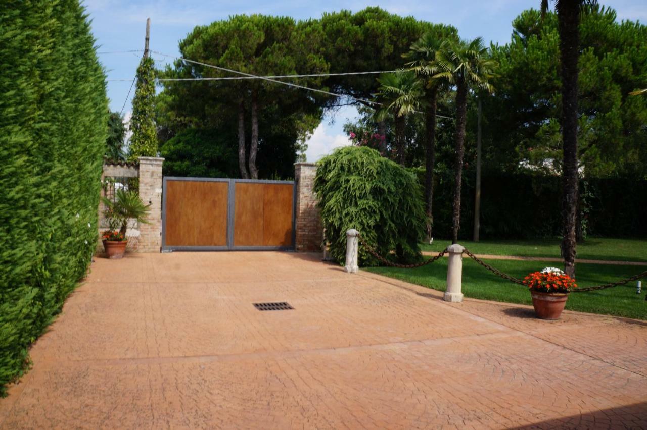 La Brigata Apartments Suite Room Cavallino-Treporti Exterior foto